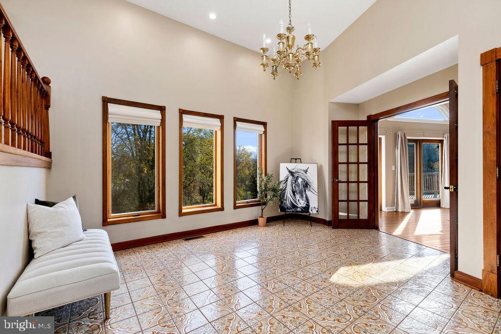 FAIRWAY HILLS - Residential