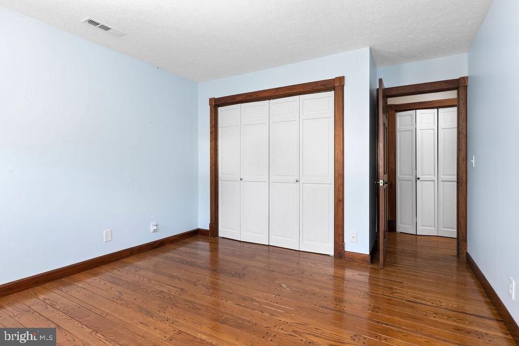 FAIRWAY HILLS - Residential