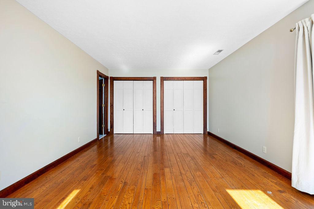 FAIRWAY HILLS - Residential