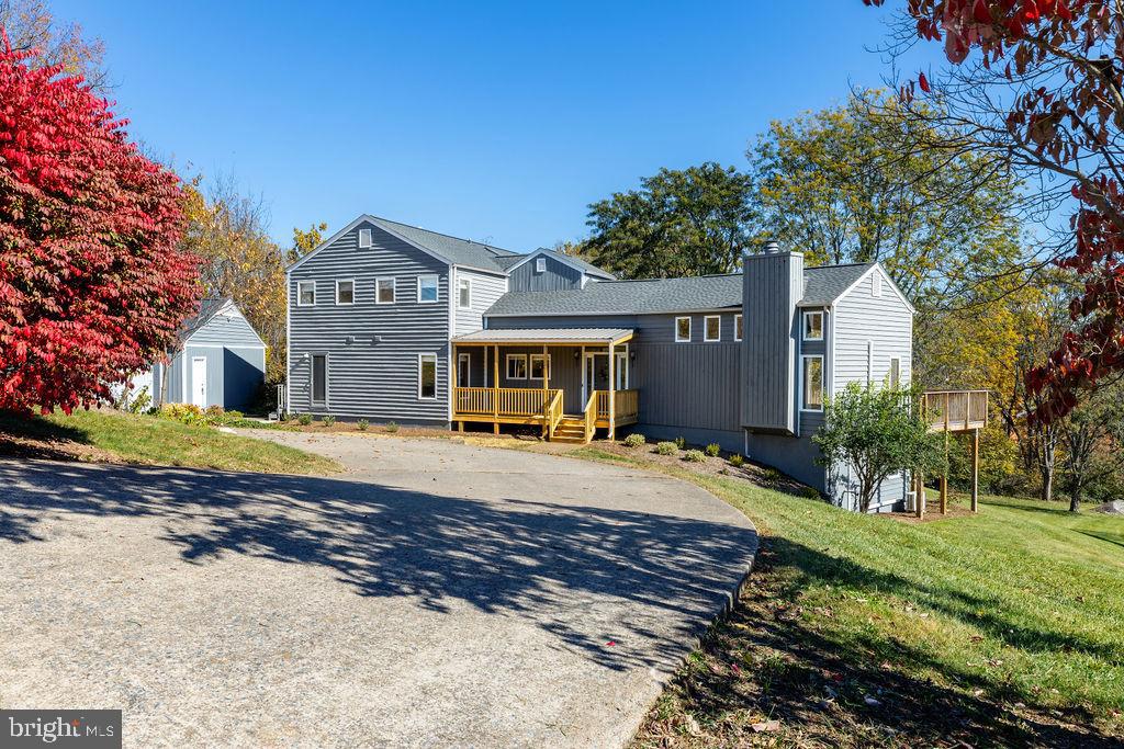 FAIRWAY HILLS - Residential