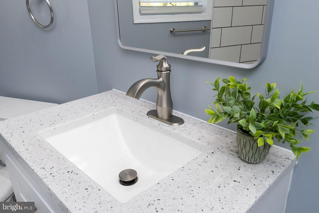 FAIRWAY HILLS - Residential