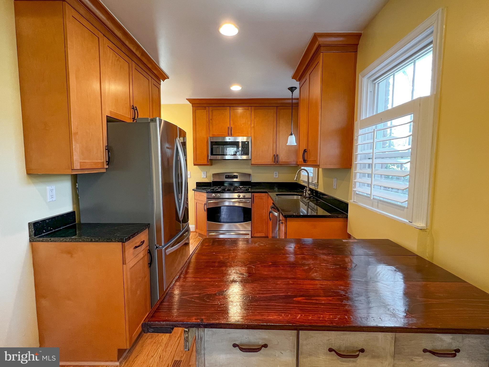 WOODMOOR - Residential Lease