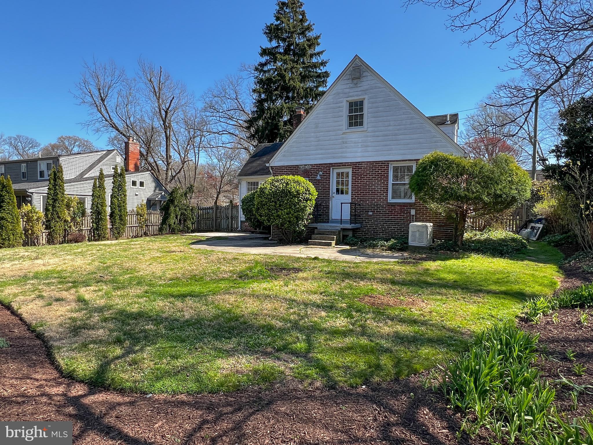 WOODMOOR - Residential Lease