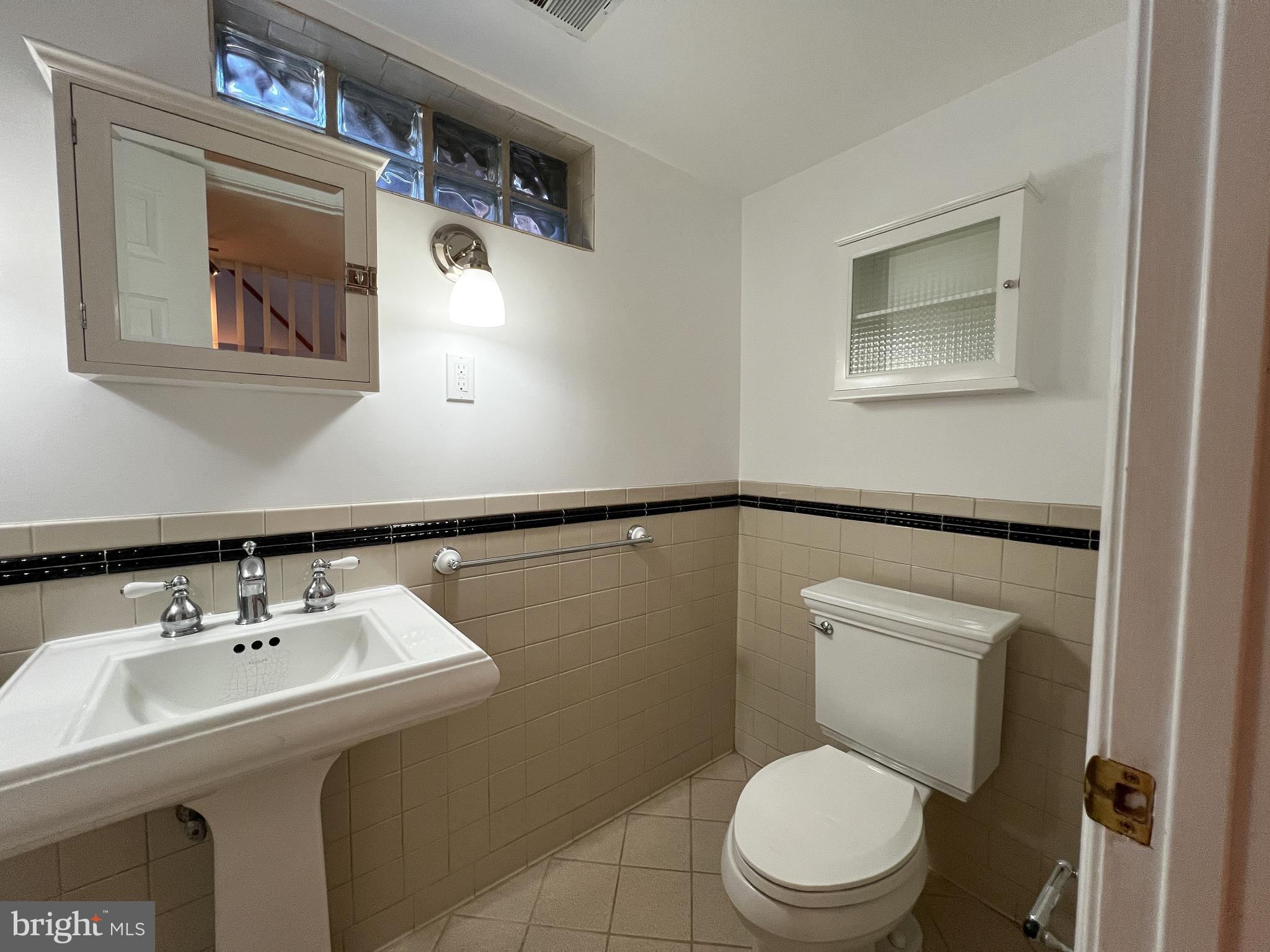 WOODMOOR - Residential Lease