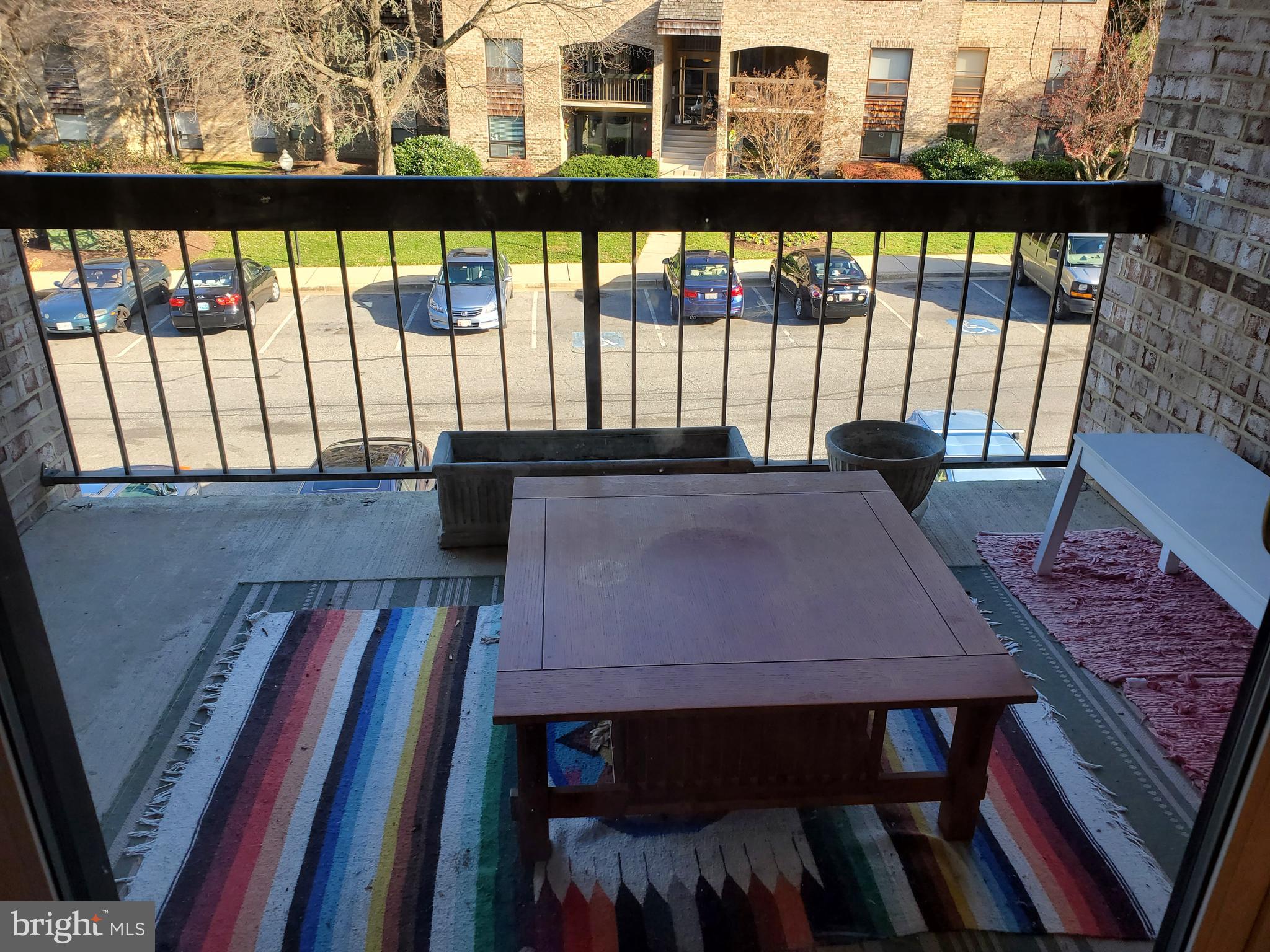 HYDE PARK - Residential Lease