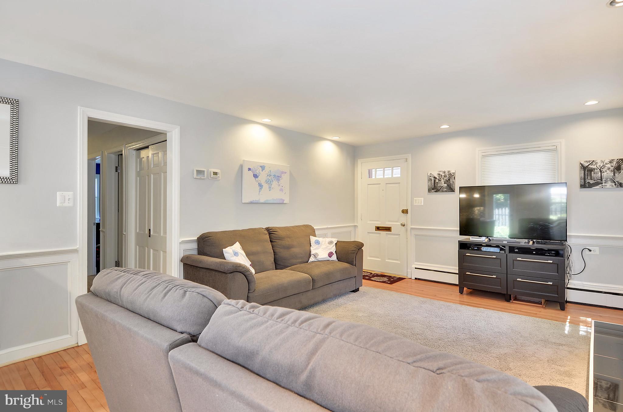 SILVER SPRING - Residential