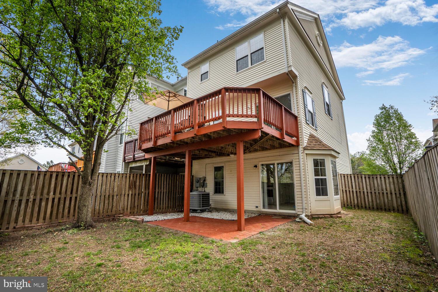 BLOOMS CROSSING - Residential