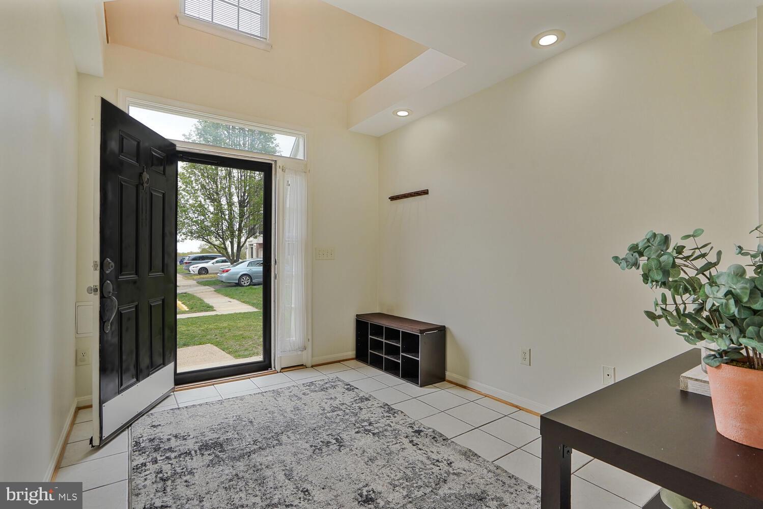 BLOOMS CROSSING - Residential