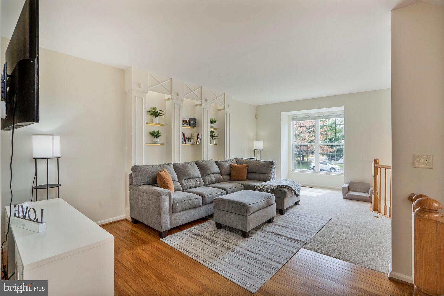 BLOOMS CROSSING - Residential