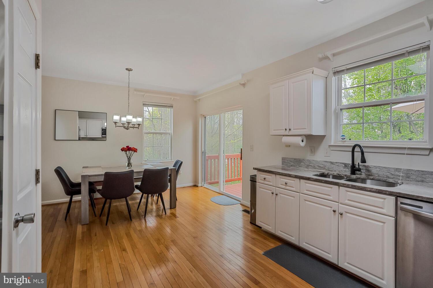 BLOOMS CROSSING - Residential