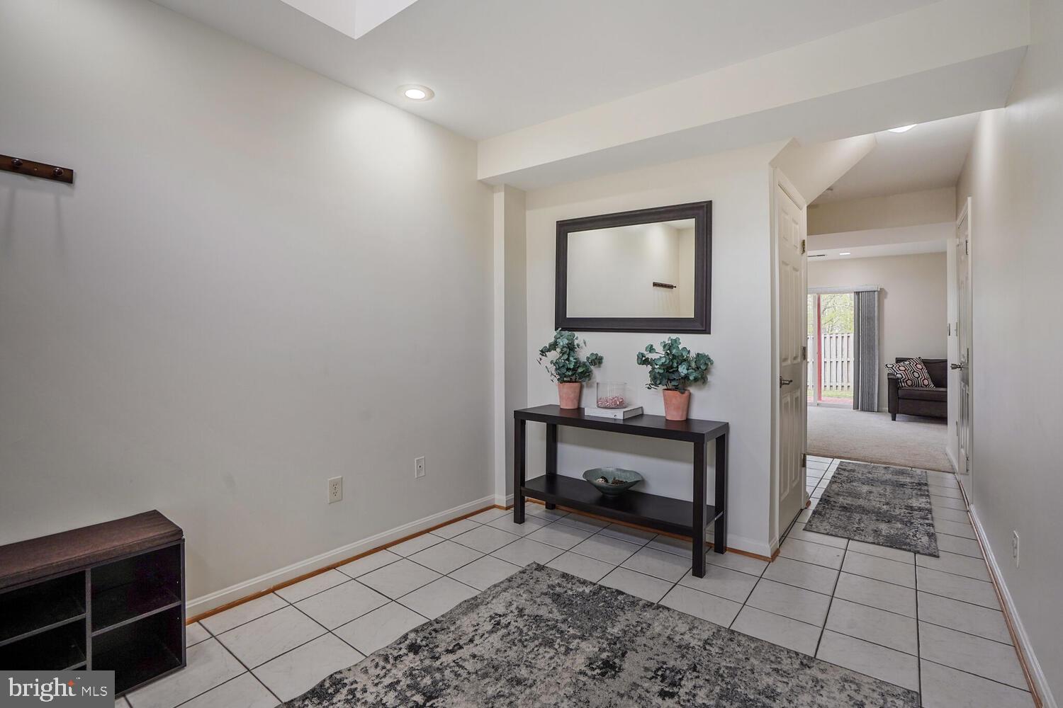 BLOOMS CROSSING - Residential