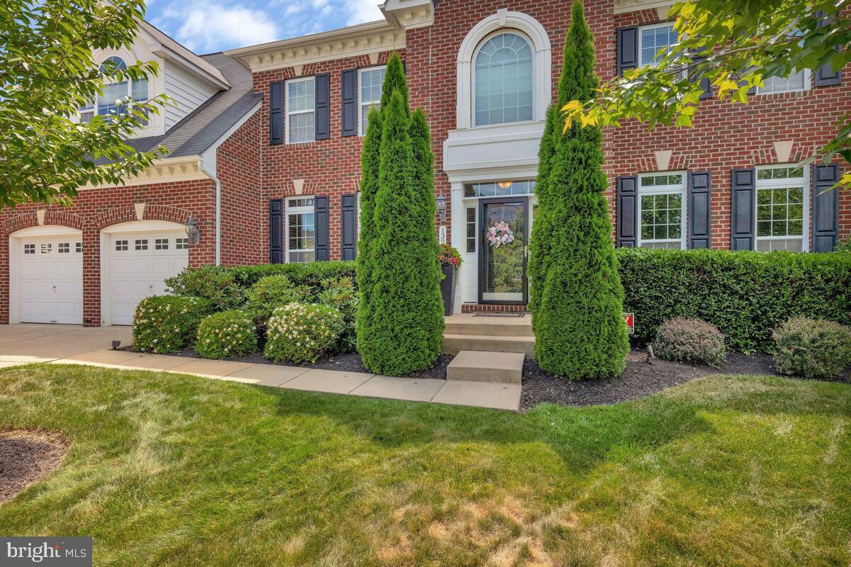 VILLAGES OF SAVANNAH - Residential