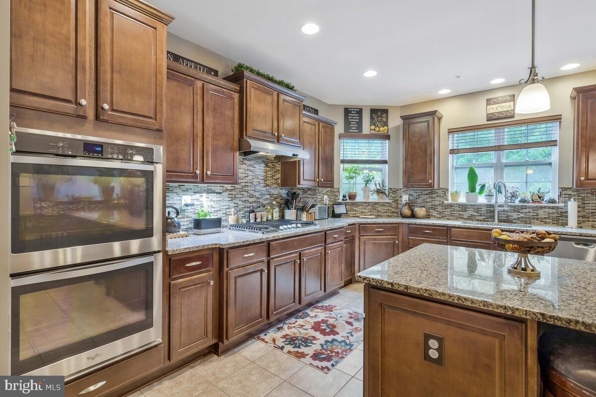 VILLAGES OF SAVANNAH - Residential