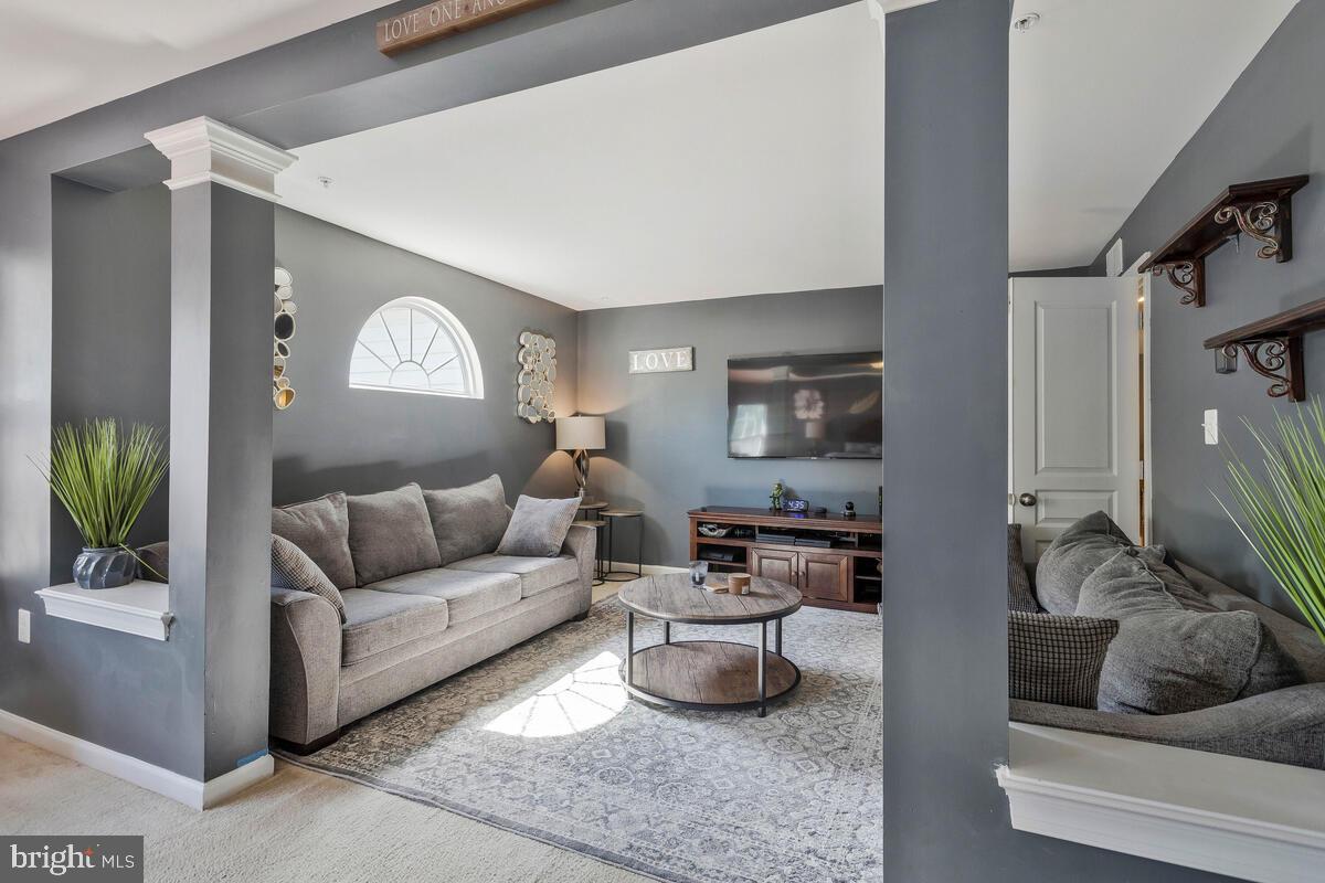 VILLAGES OF SAVANNAH - Residential