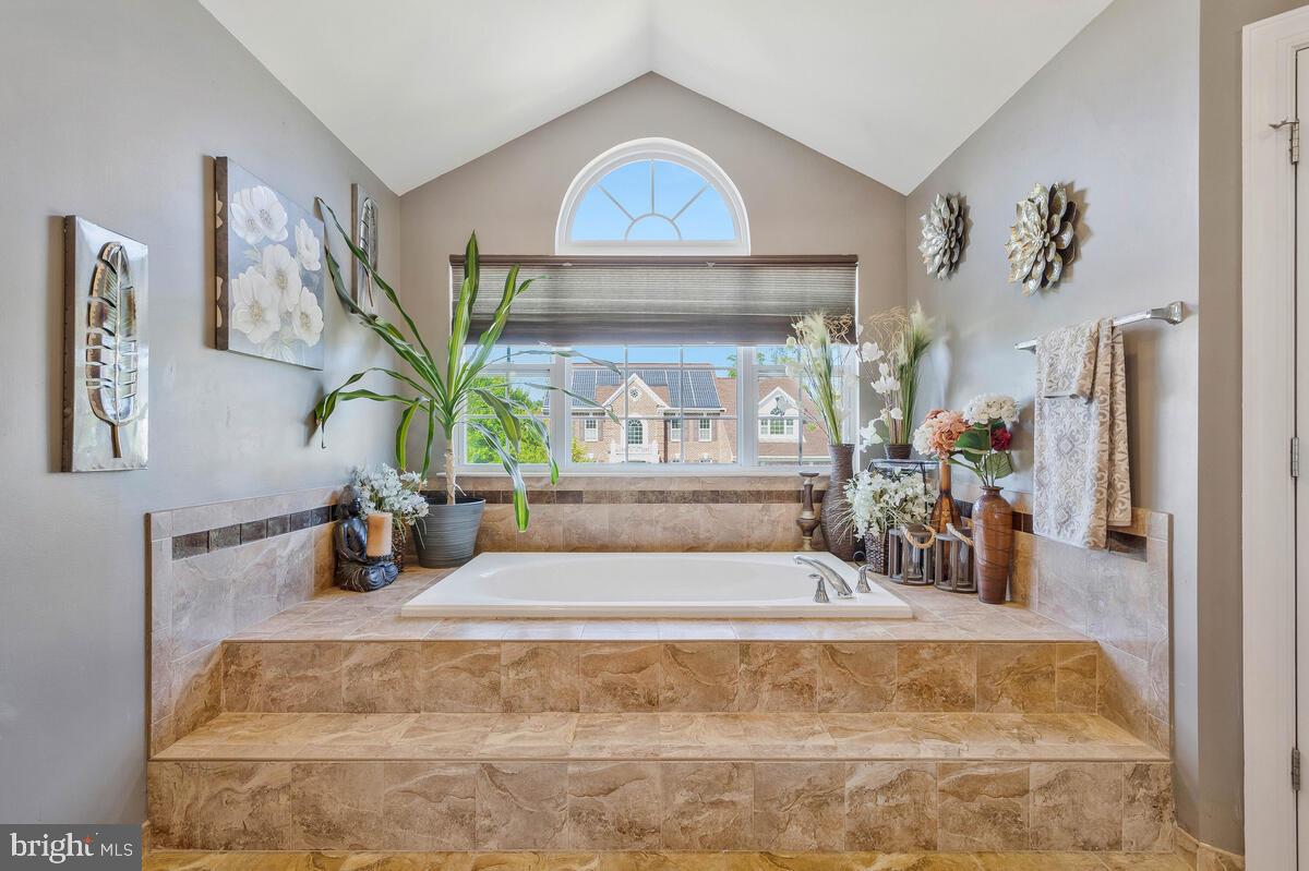 VILLAGES OF SAVANNAH - Residential