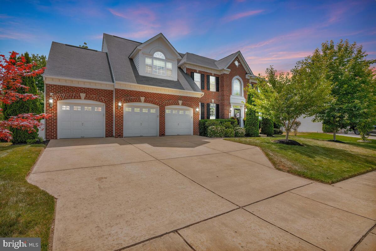 VILLAGES OF SAVANNAH - Residential