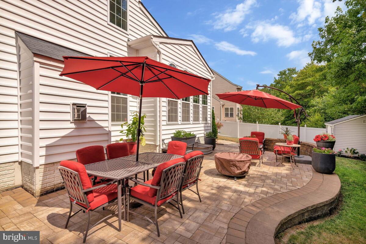 VILLAGES OF SAVANNAH - Residential