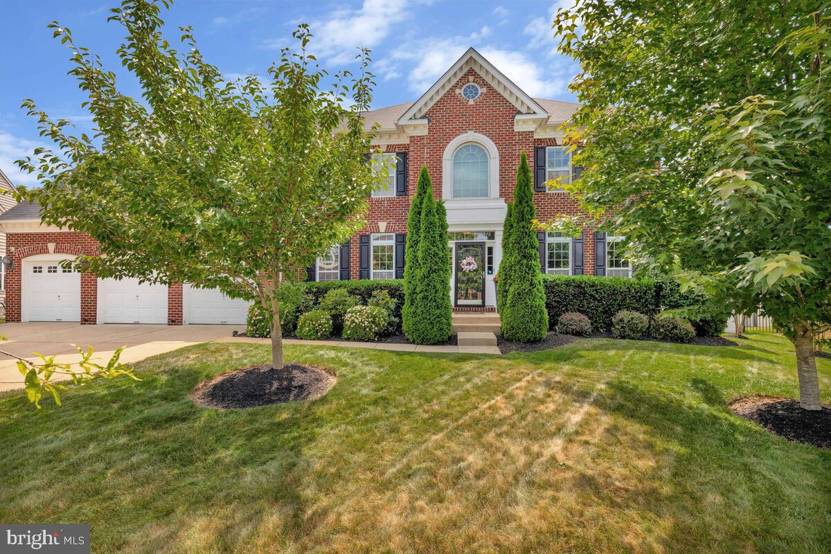 VILLAGES OF SAVANNAH - Residential