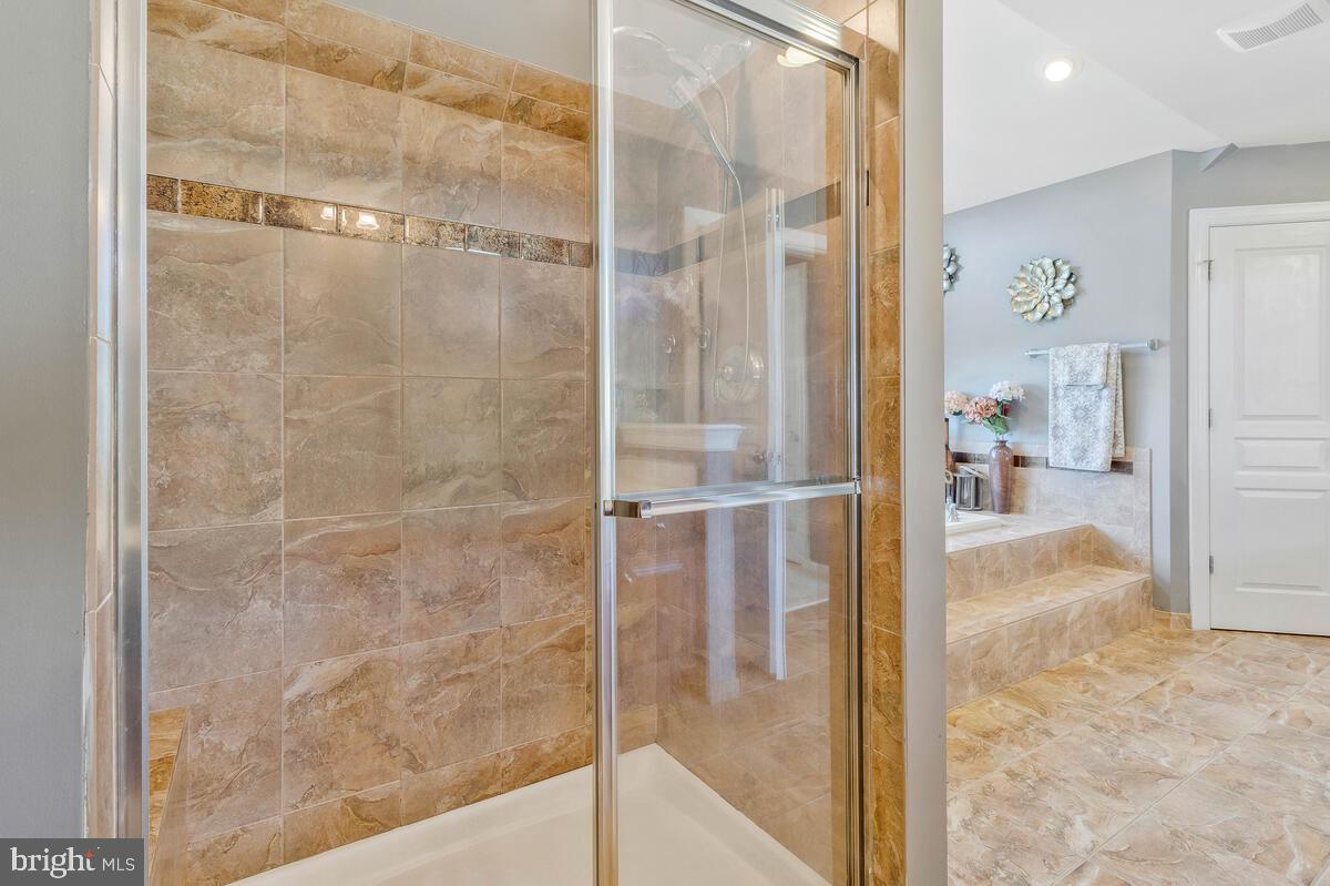 VILLAGES OF SAVANNAH - Residential