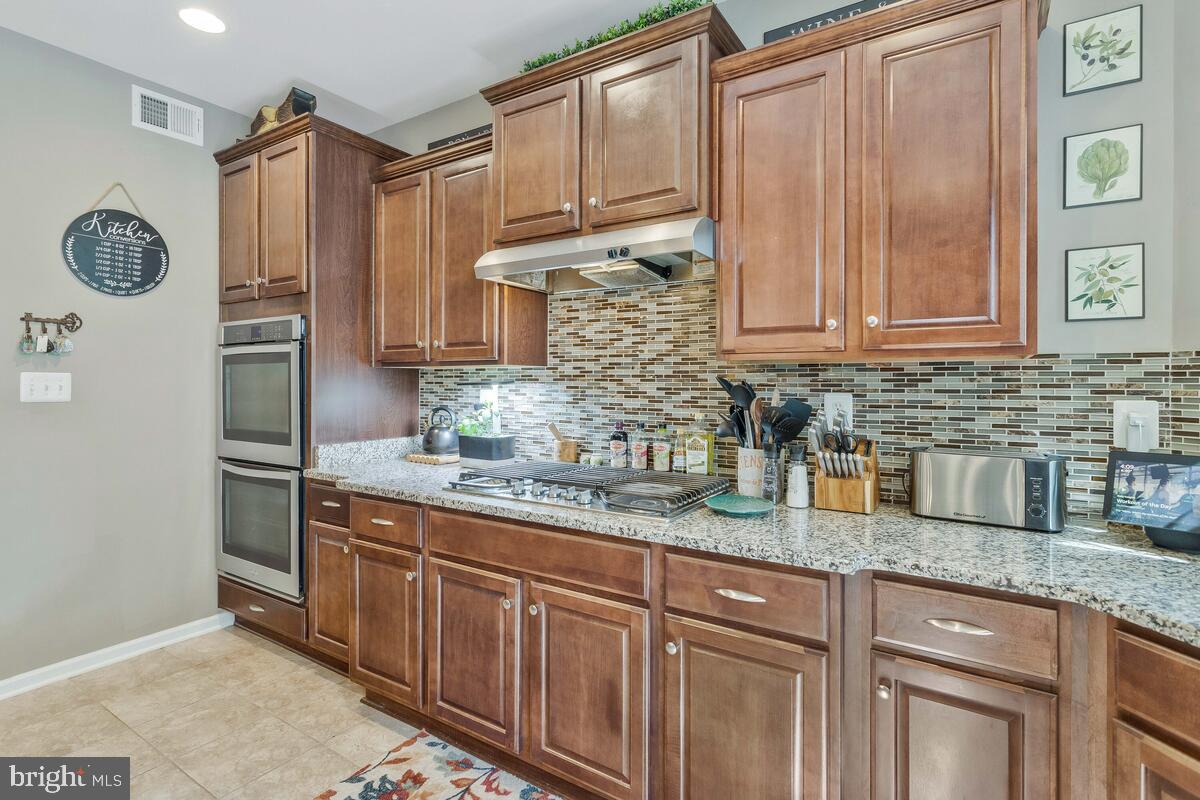 VILLAGES OF SAVANNAH - Residential