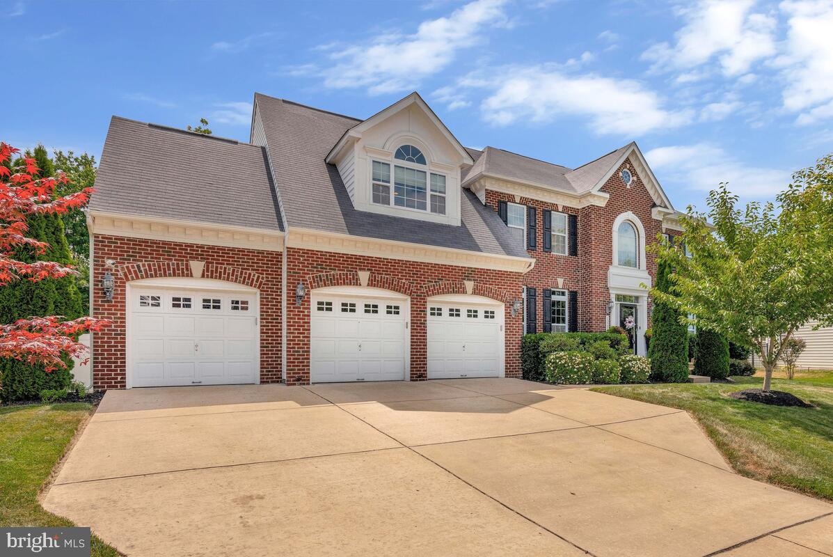 VILLAGES OF SAVANNAH - Residential