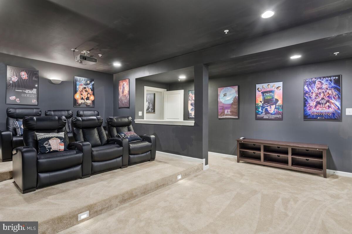 VILLAGES OF SAVANNAH - Residential