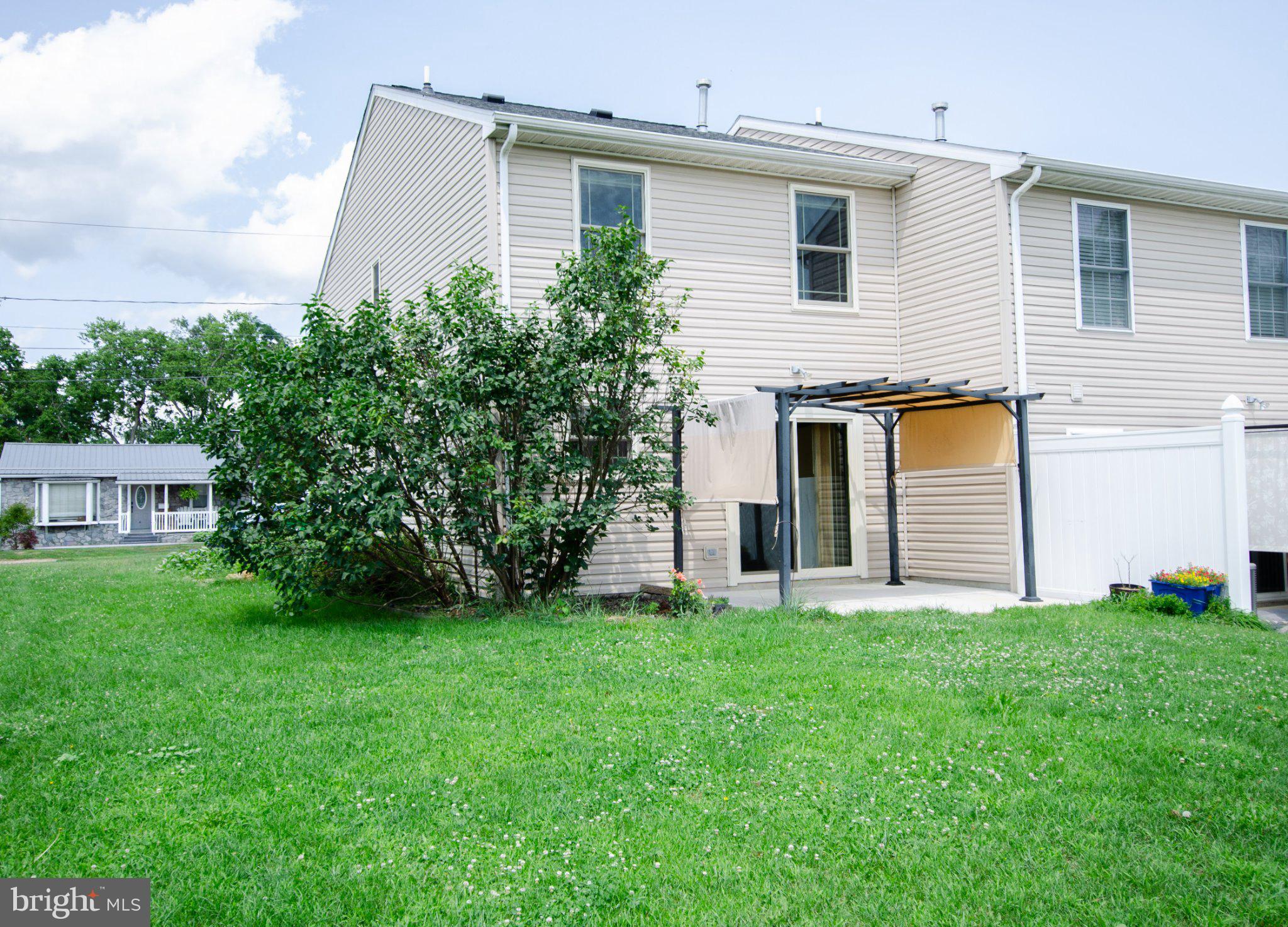 250 H STREET