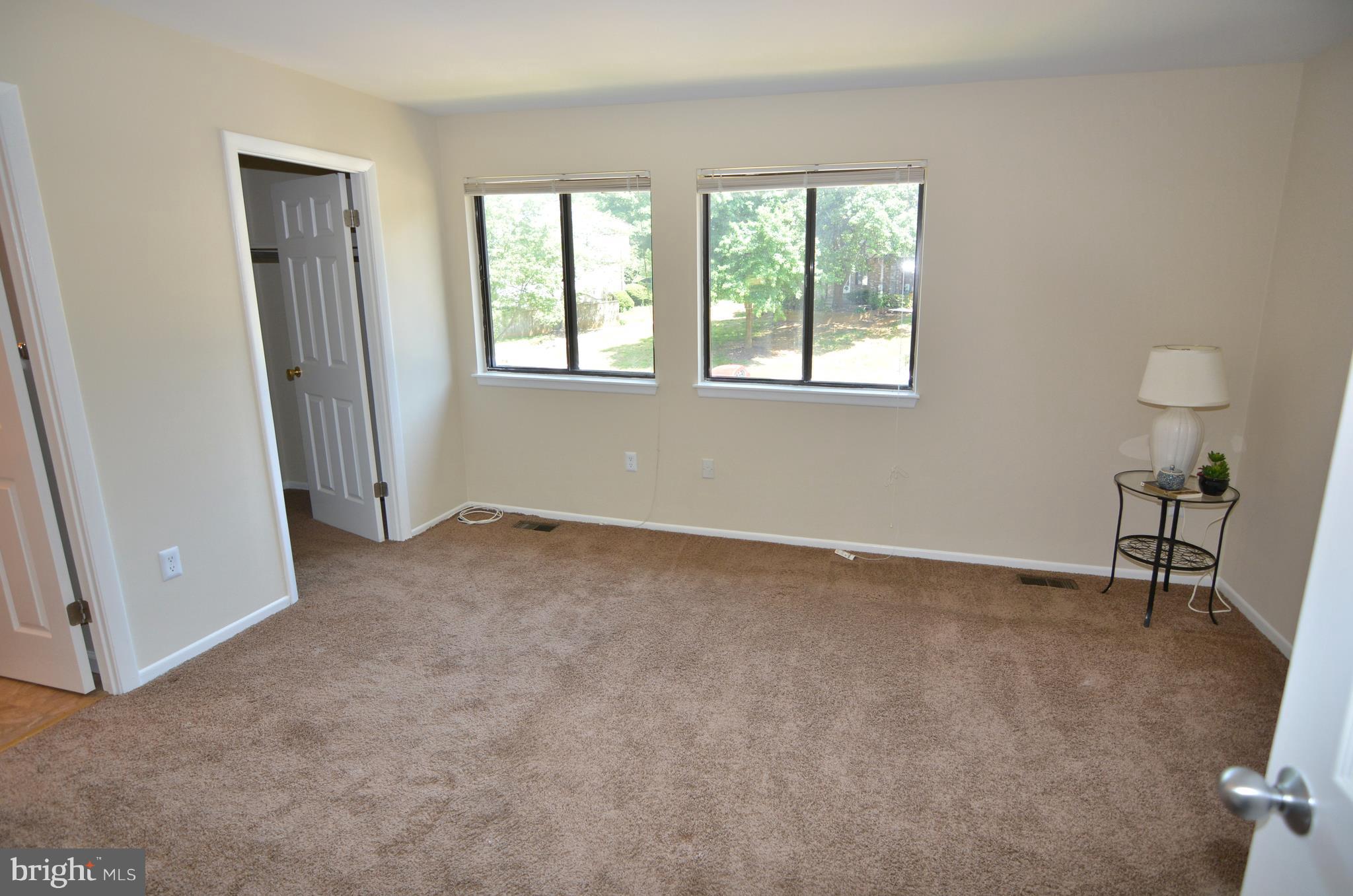 KIMBERLY WOODS VILLAGE - Residential