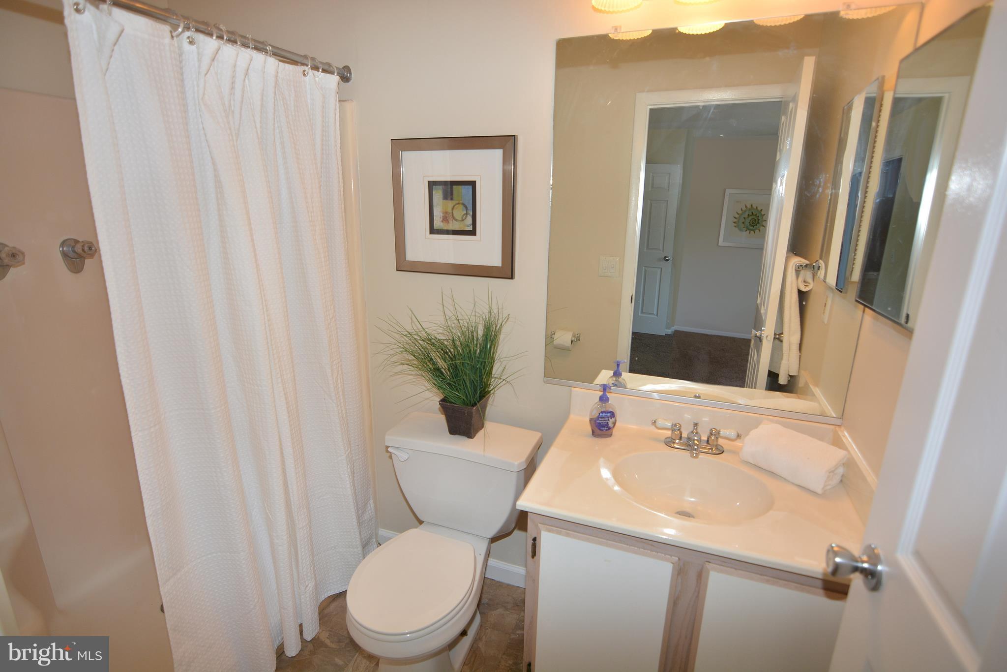 KIMBERLY WOODS VILLAGE - Residential