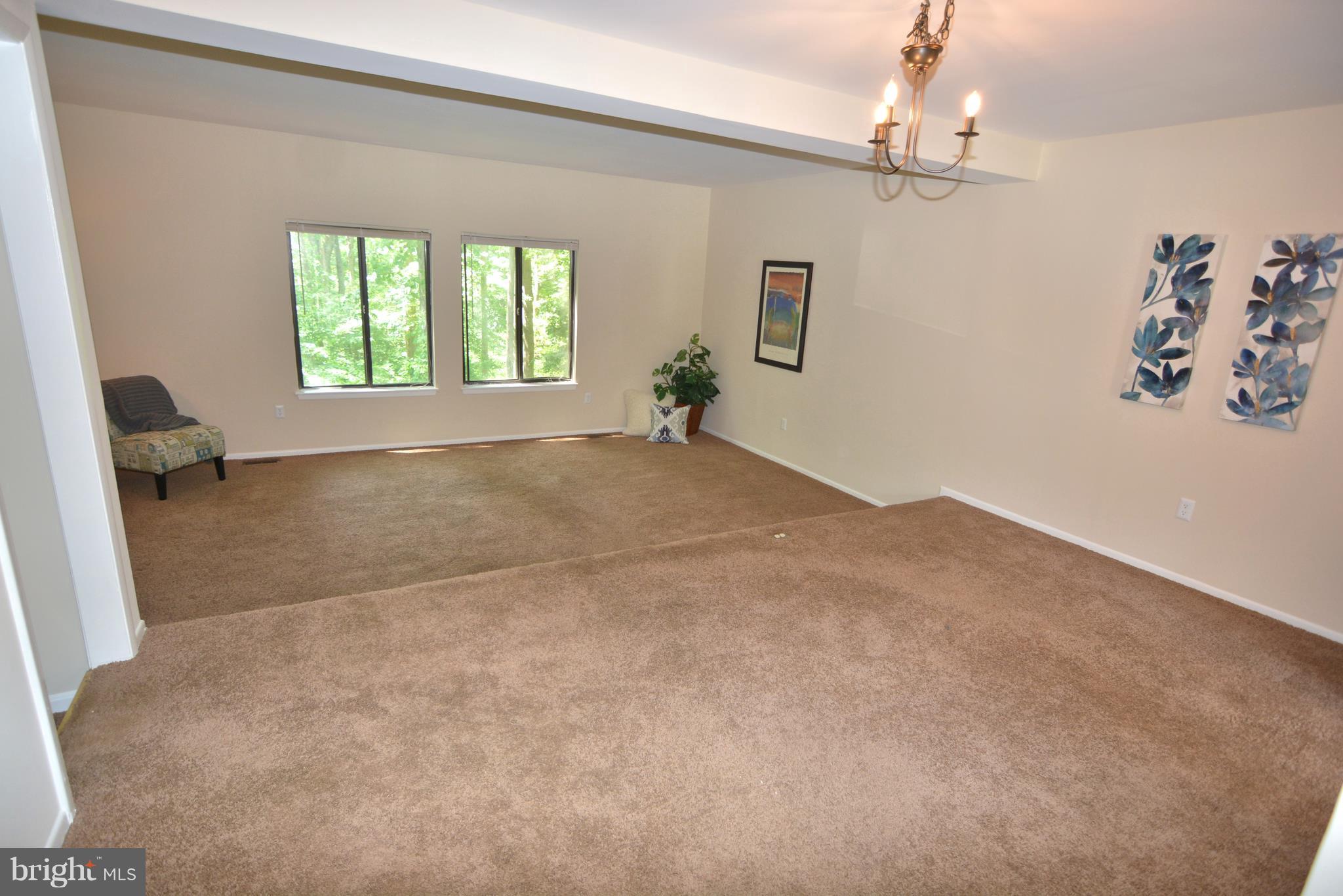 KIMBERLY WOODS VILLAGE - Residential