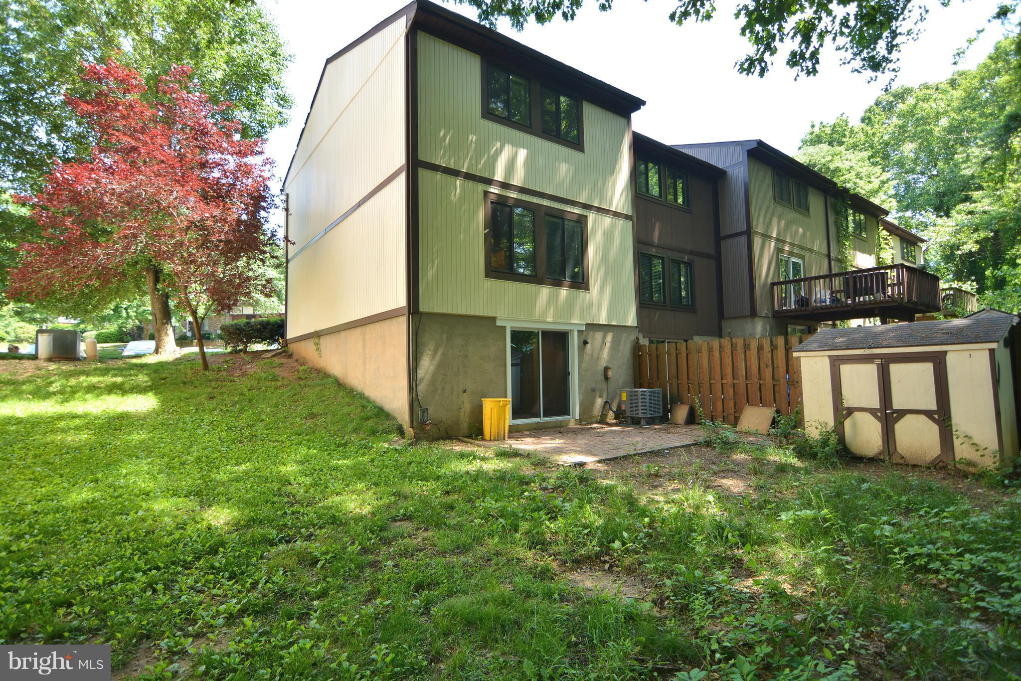 KIMBERLY WOODS VILLAGE - Residential