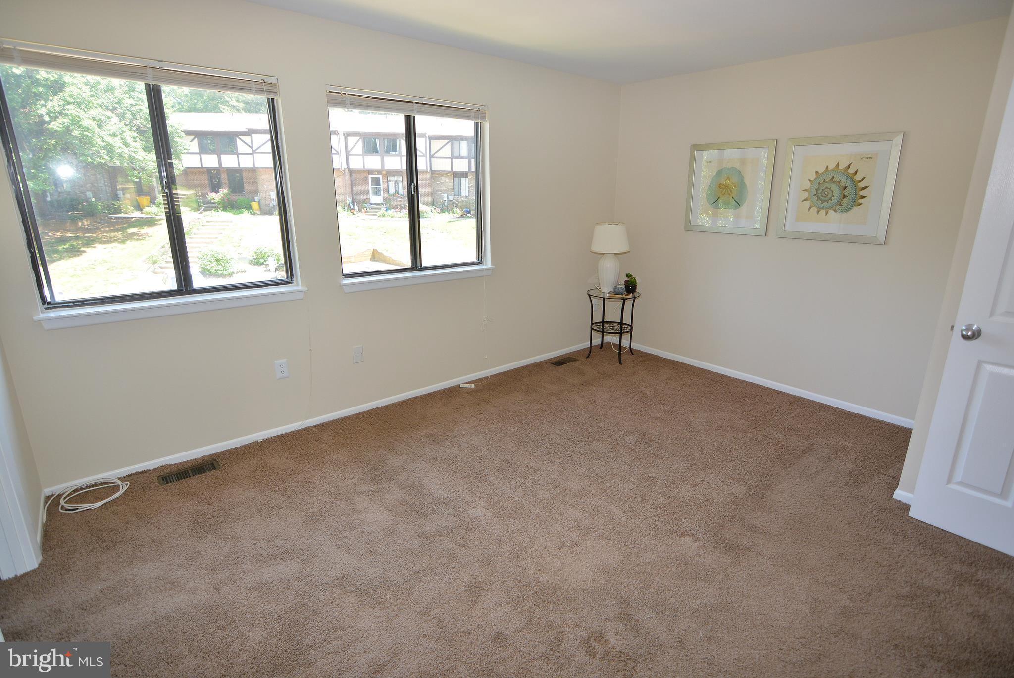 KIMBERLY WOODS VILLAGE - Residential