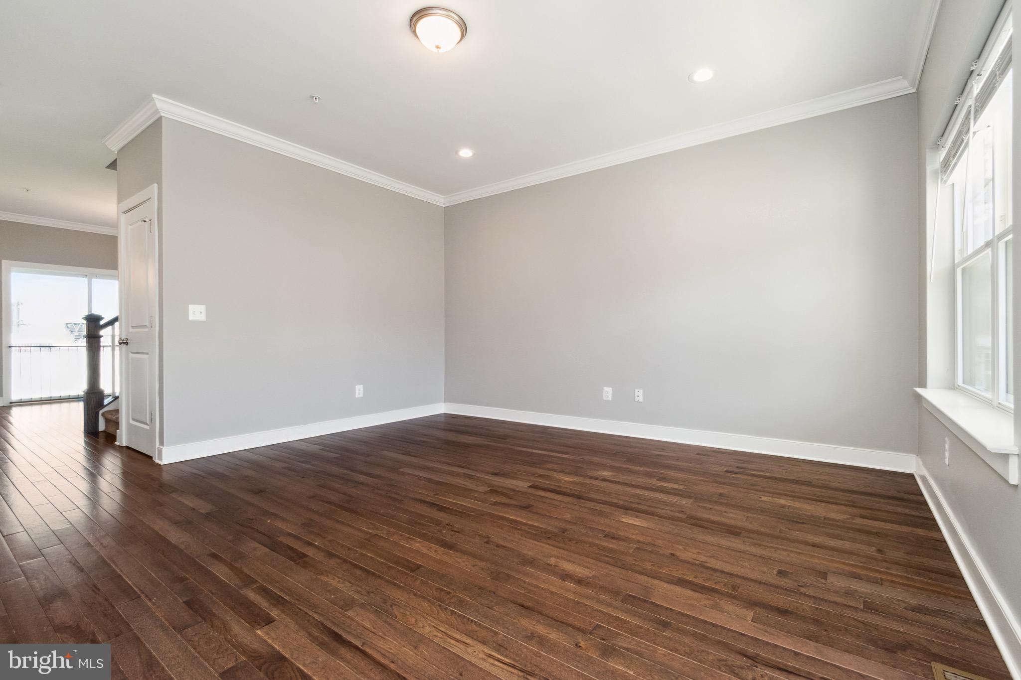 EDGEMERE/SPARROWS POINT - Residential