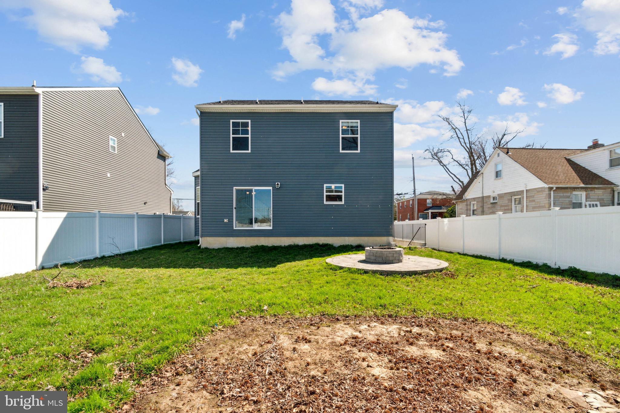 EDGEMERE/SPARROWS POINT - Residential