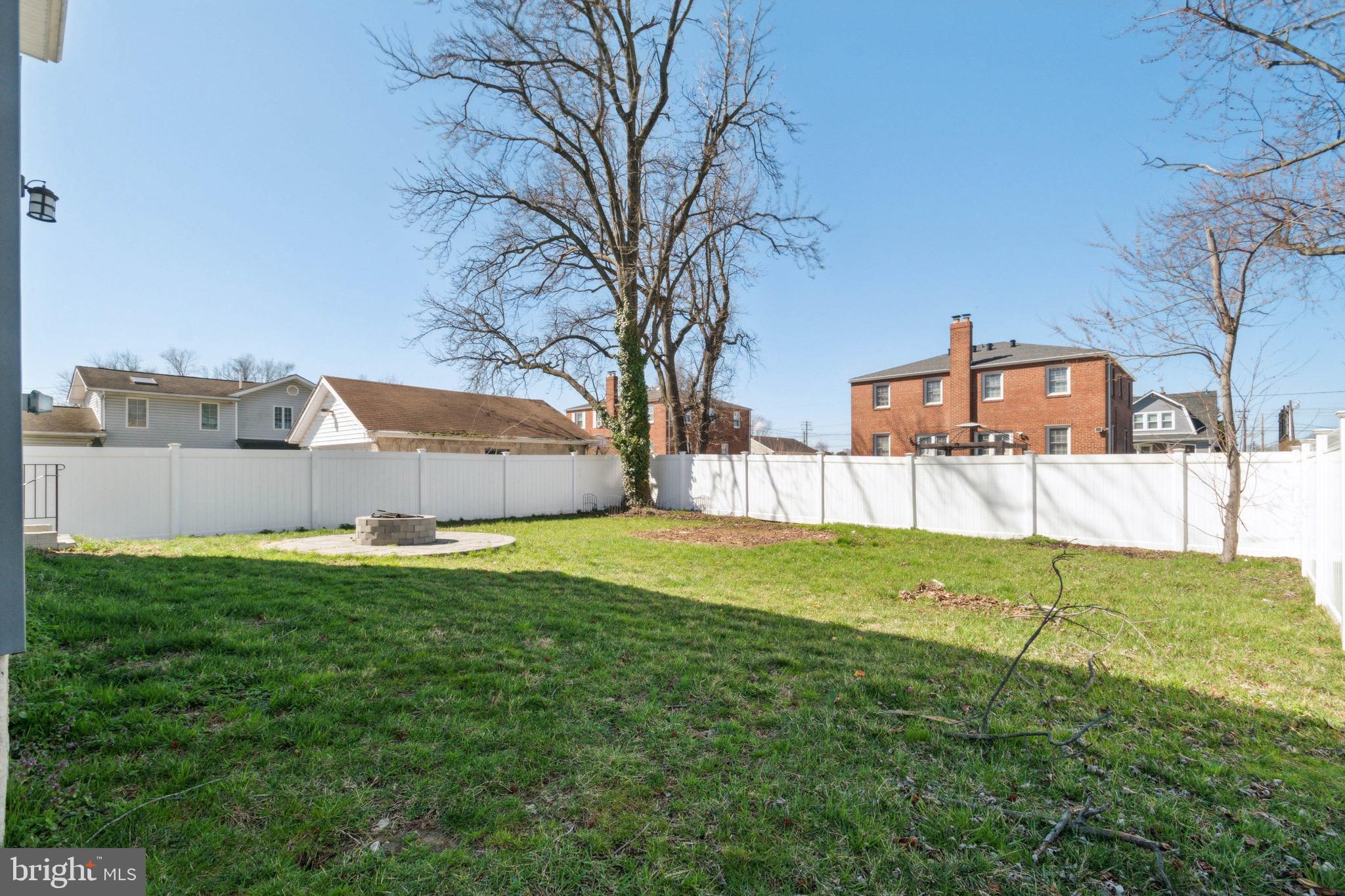 EDGEMERE/SPARROWS POINT - Residential