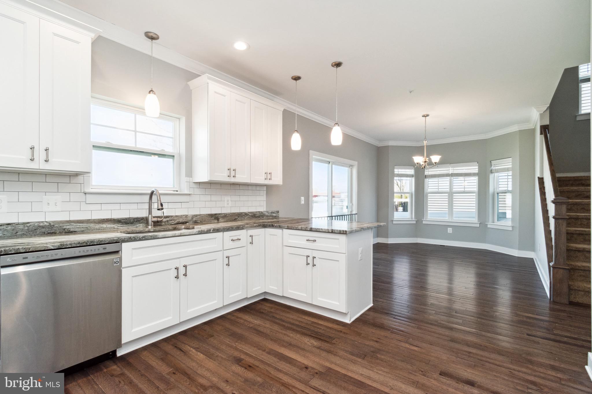 EDGEMERE/SPARROWS POINT - Residential