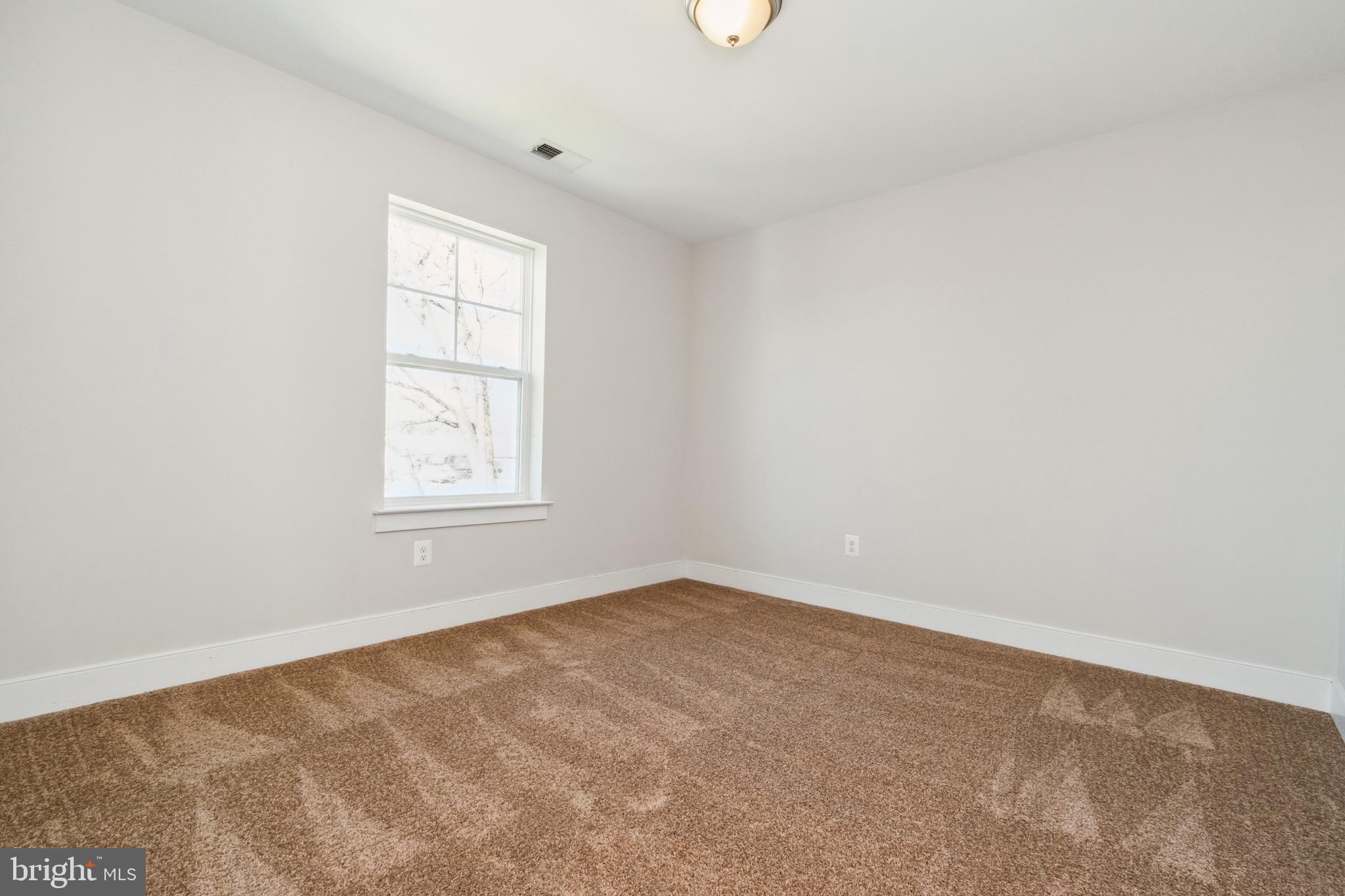 EDGEMERE/SPARROWS POINT - Residential