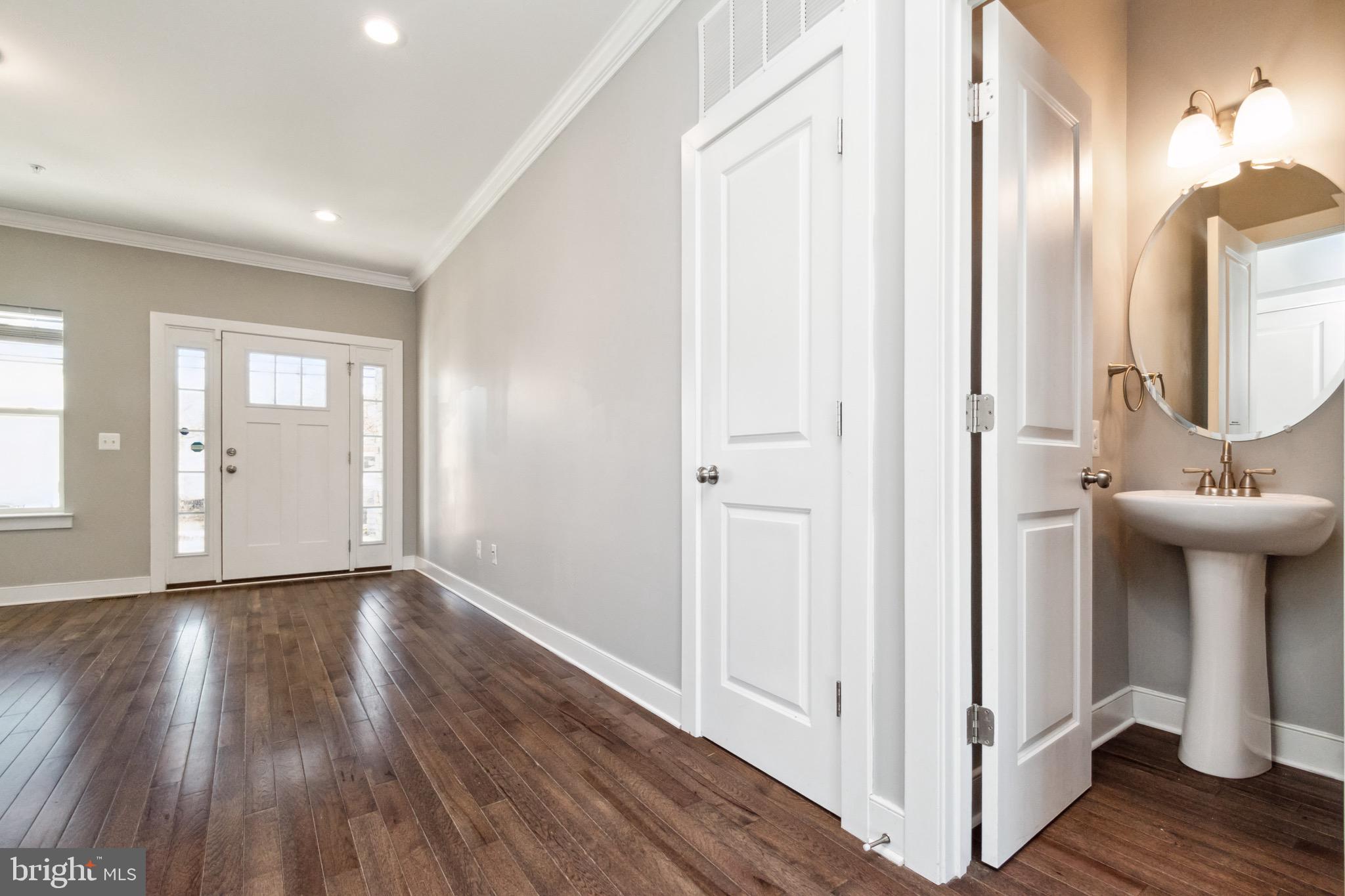 EDGEMERE/SPARROWS POINT - Residential