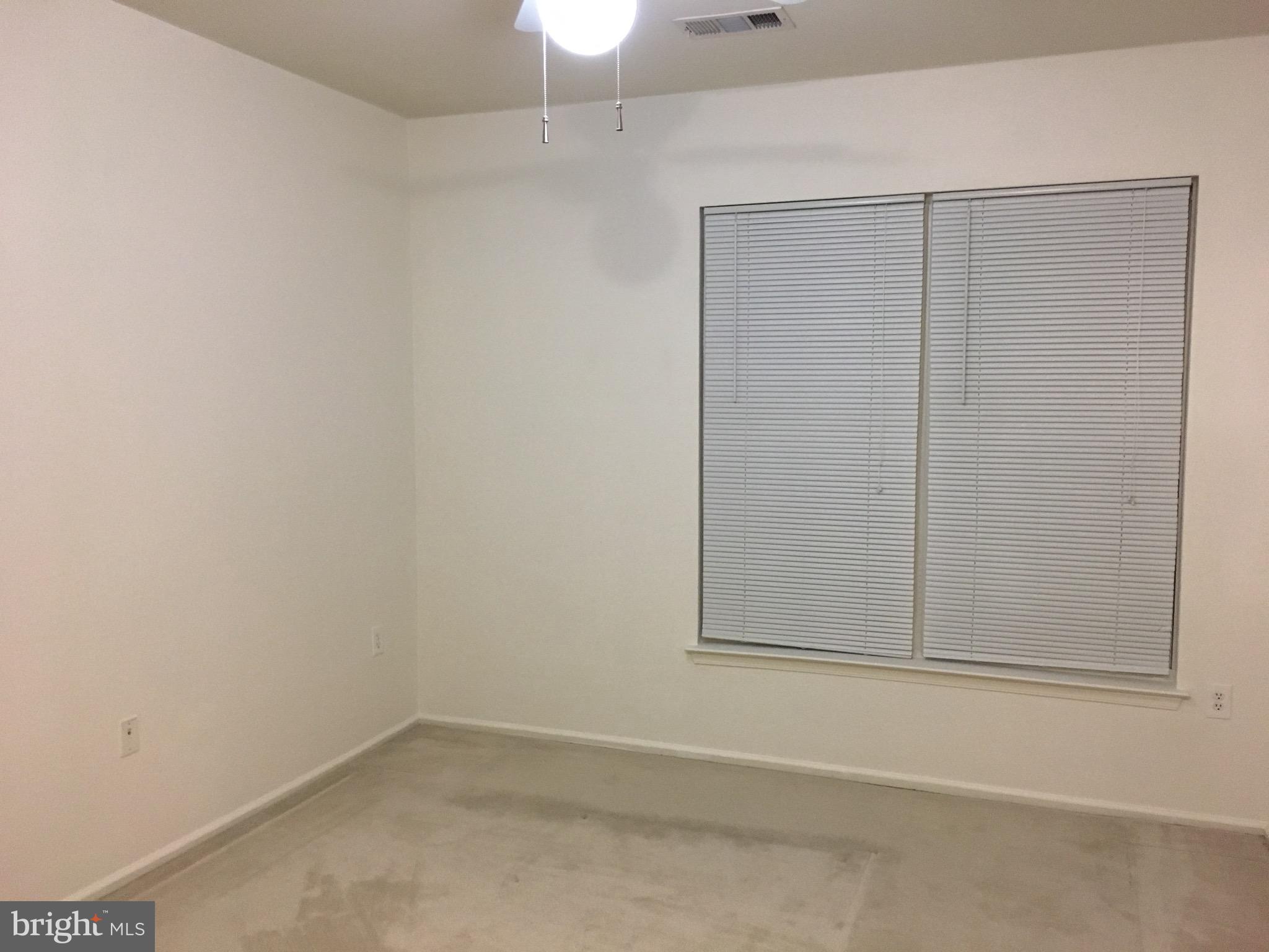 HIGH POINTE AT JEFFERSON PARK - Residential Lease