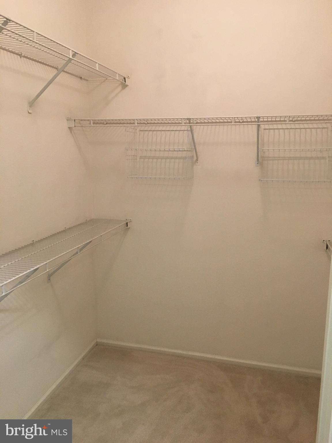 HIGH POINTE AT JEFFERSON PARK - Residential Lease