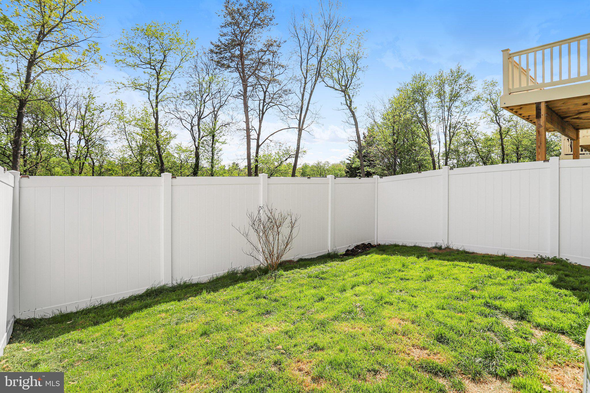 DAMASCUS VILLAGE - Residential