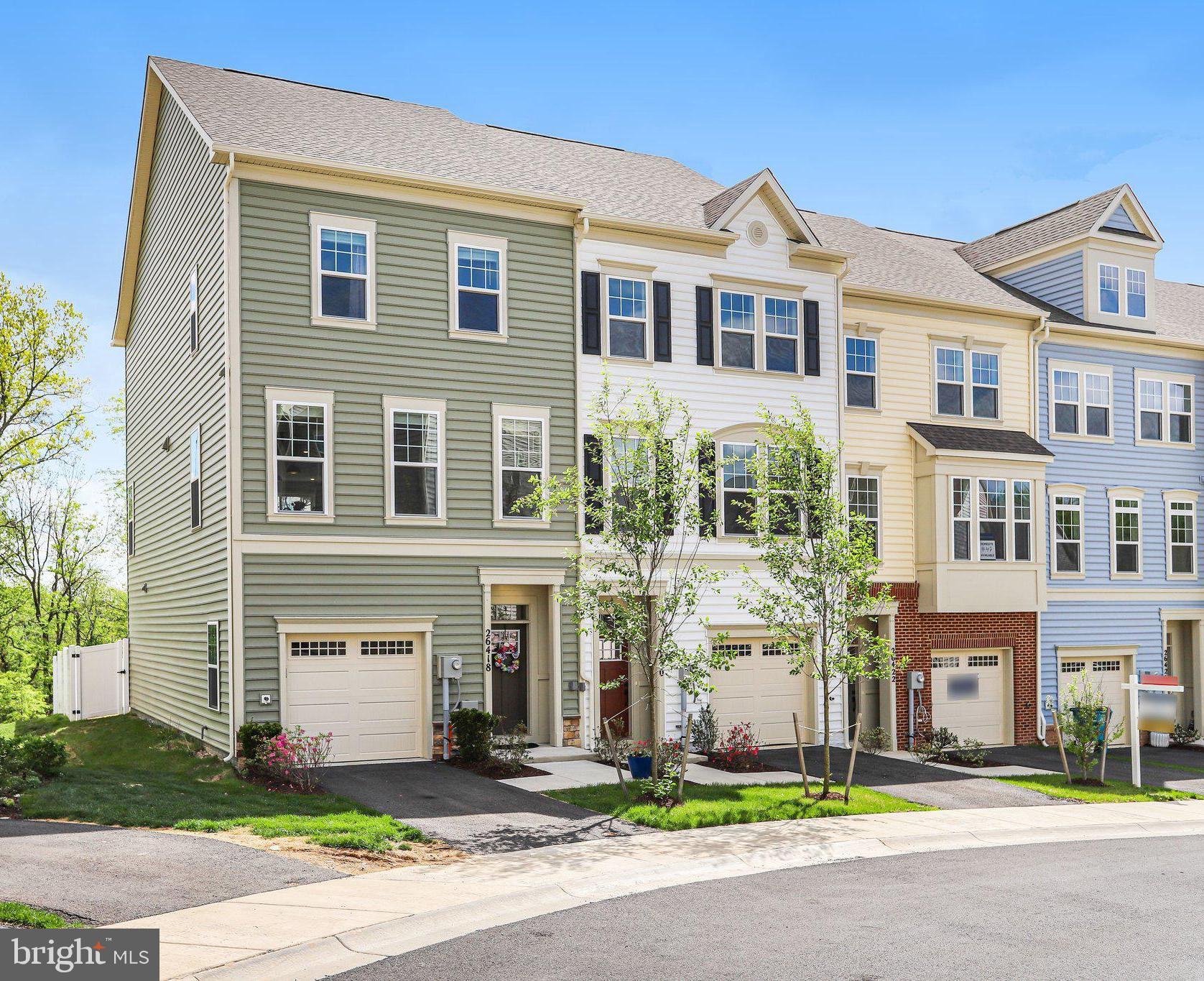 DAMASCUS VILLAGE - Residential