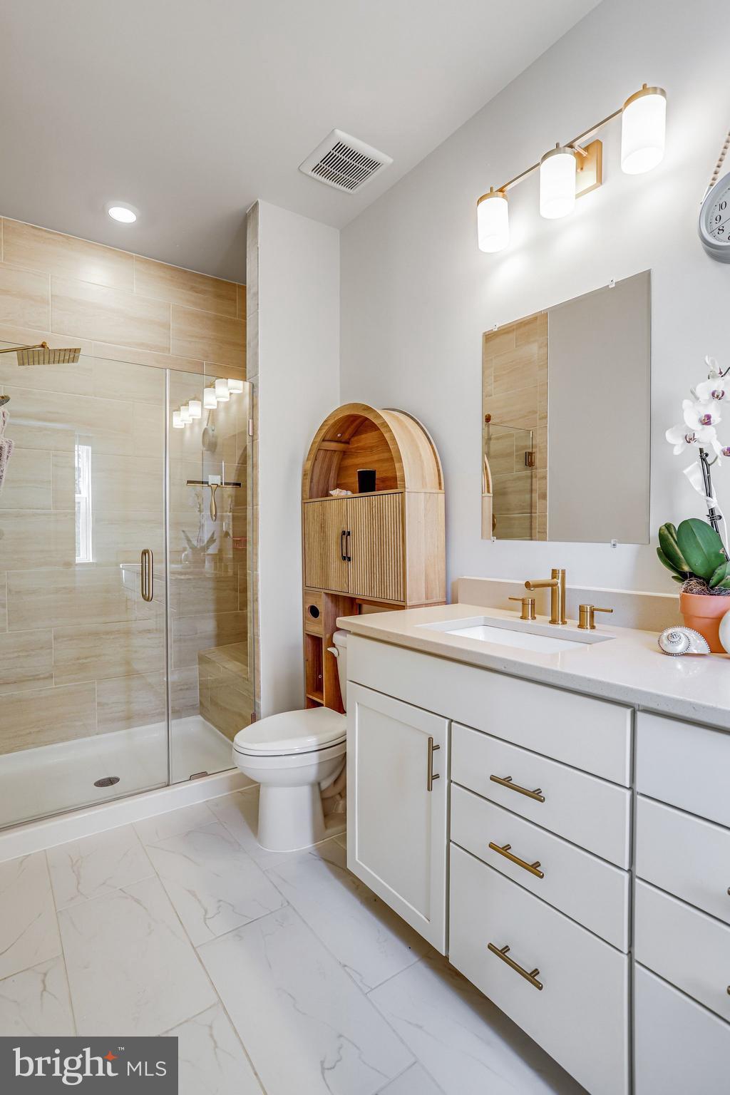 DAMASCUS VILLAGE - Residential