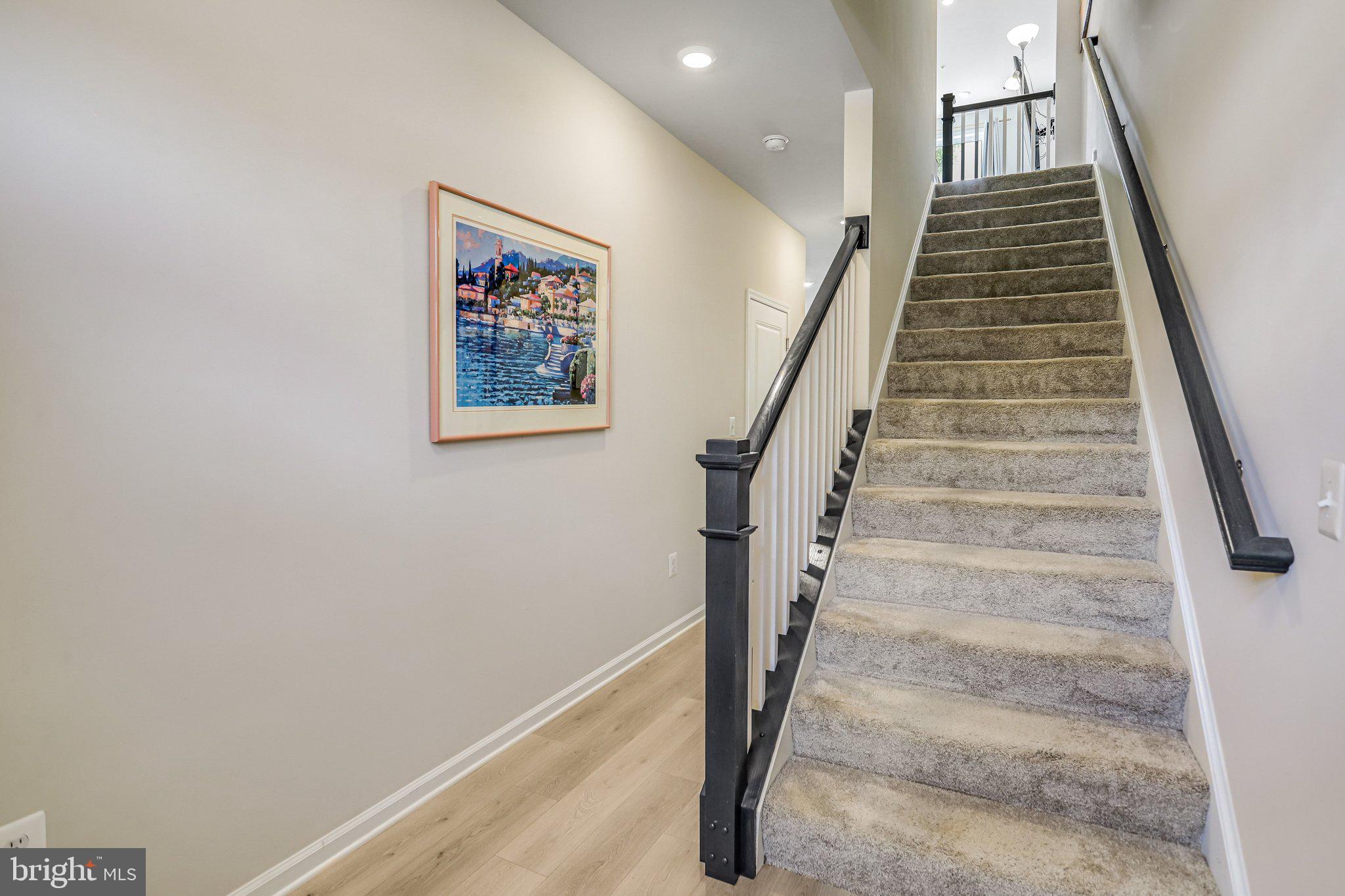 DAMASCUS VILLAGE - Residential