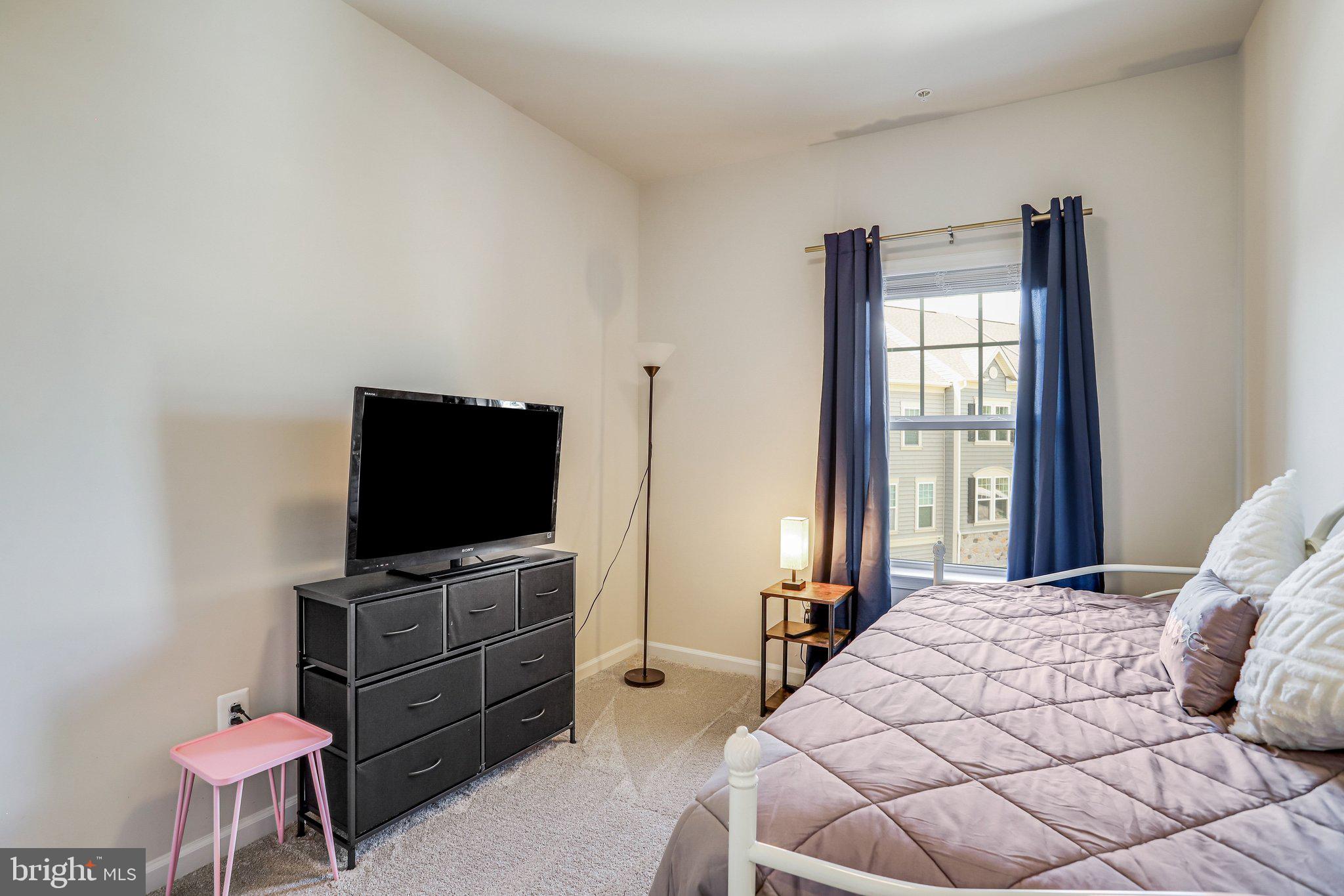 DAMASCUS VILLAGE - Residential