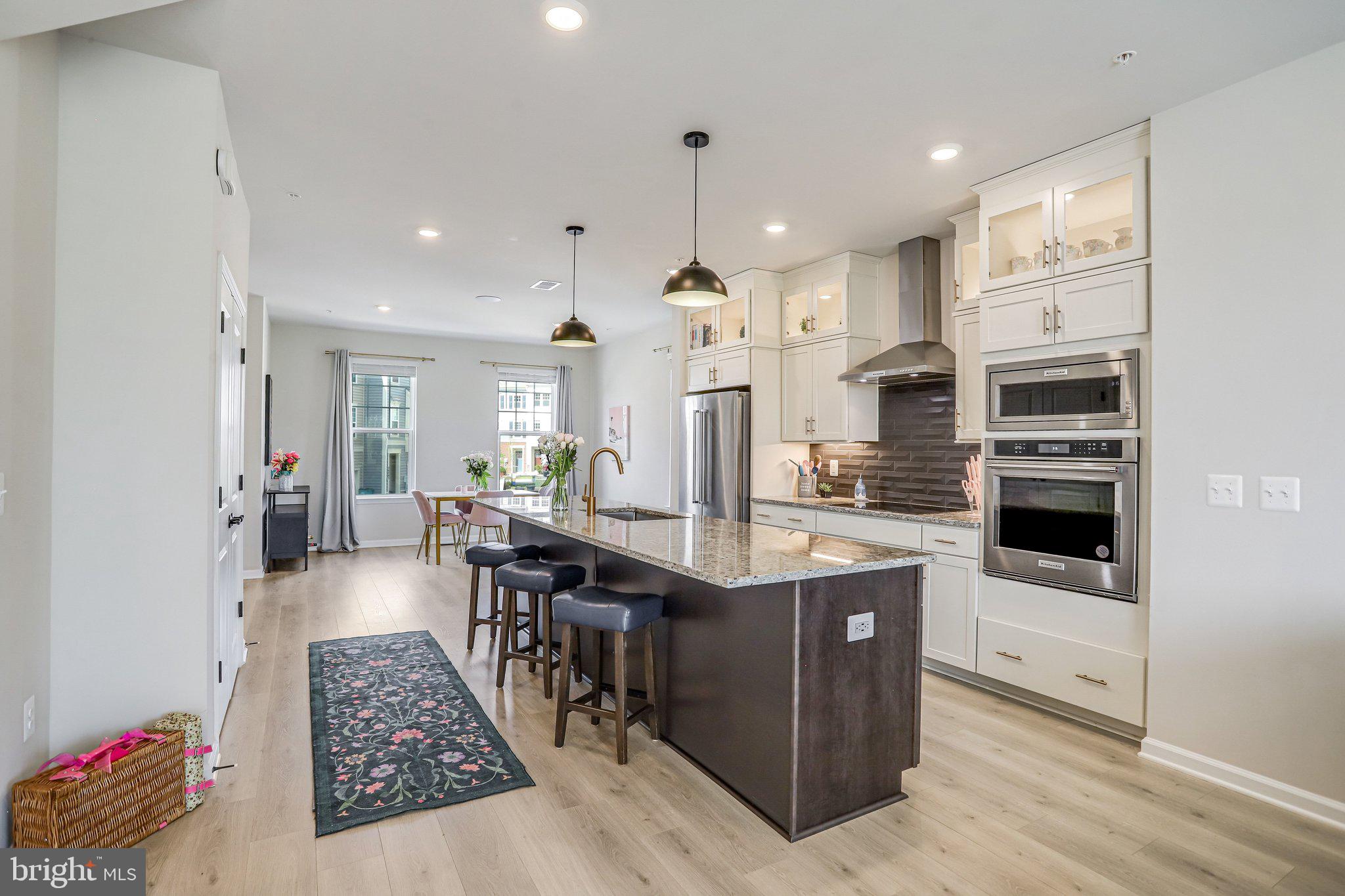 DAMASCUS VILLAGE - Residential