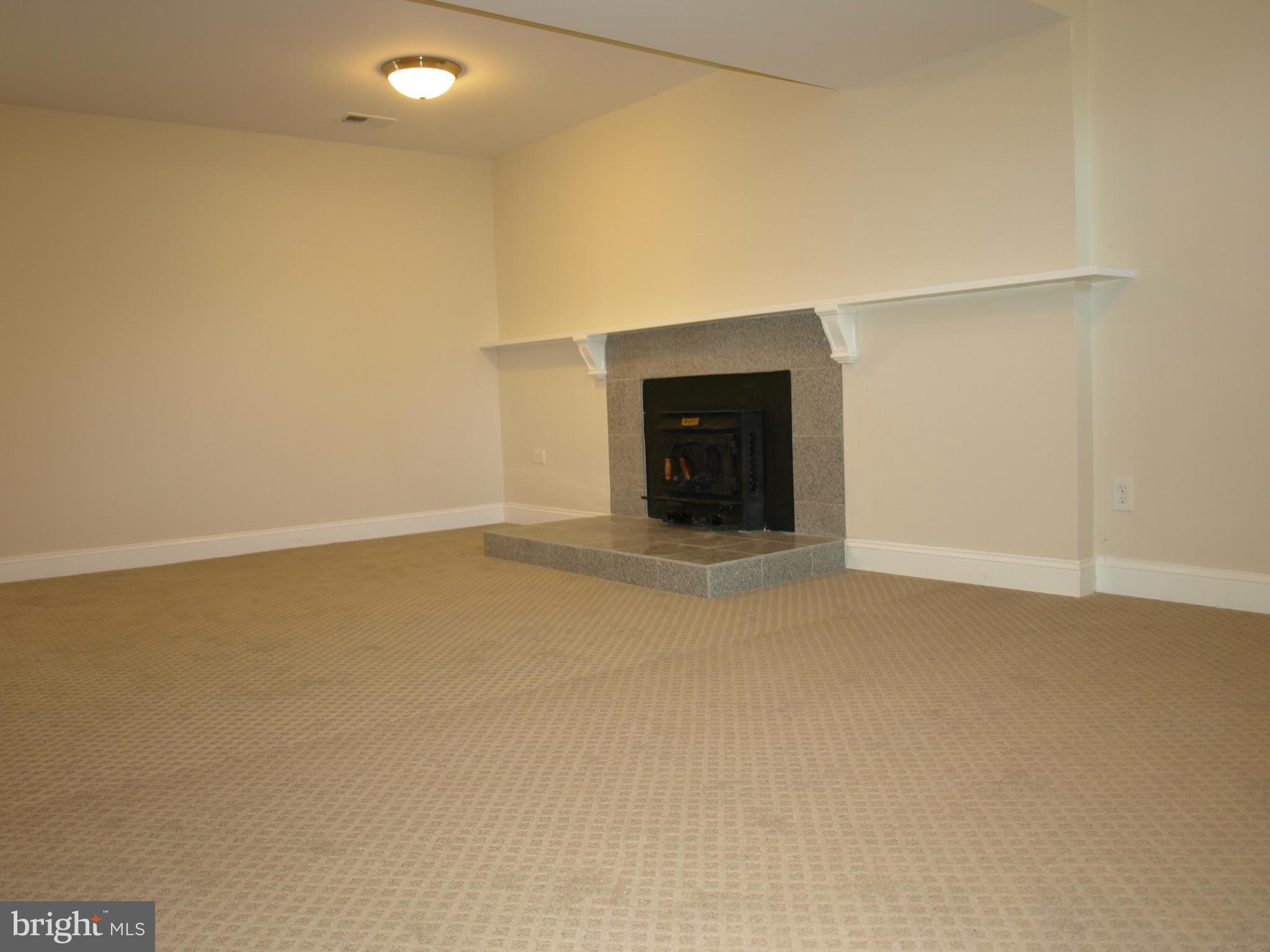 BUCKINGHAM ESTATES - Residential