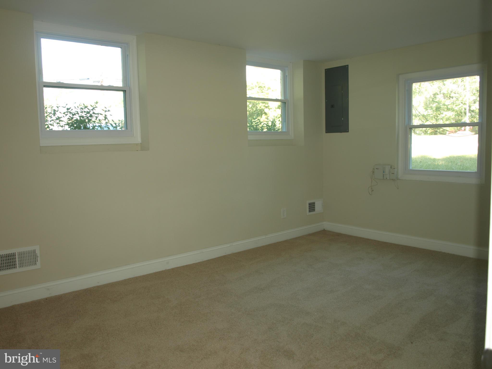 BUCKINGHAM ESTATES - Residential