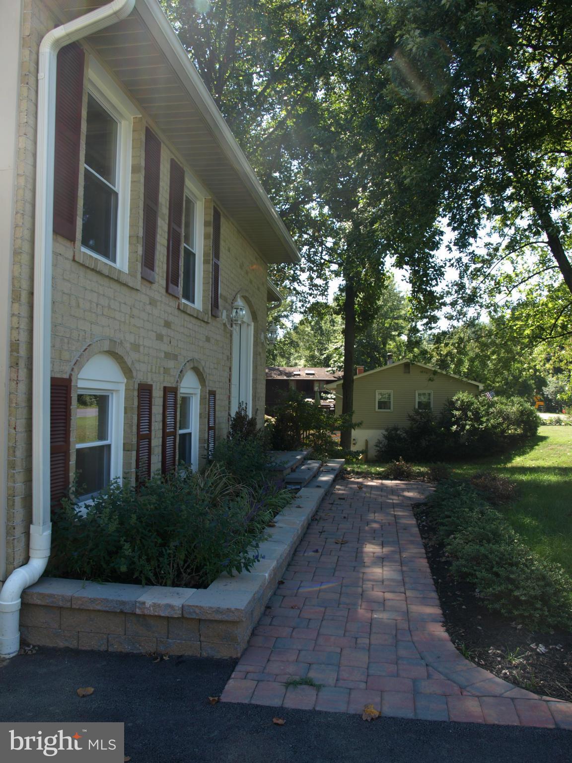 BUCKINGHAM ESTATES - Residential