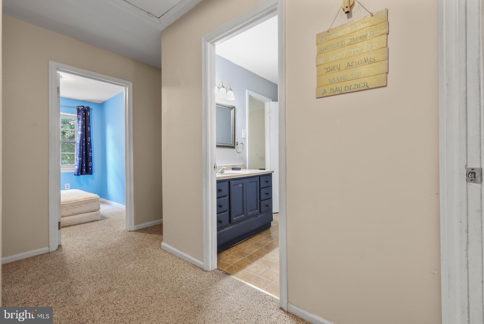 STONEGATE VILLAGE - Residential